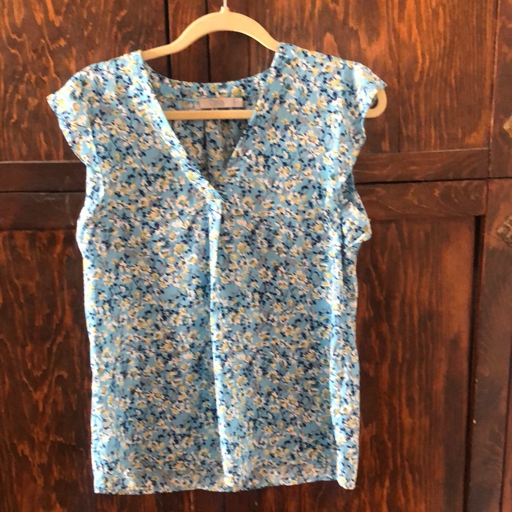 Dainty summer blouse!